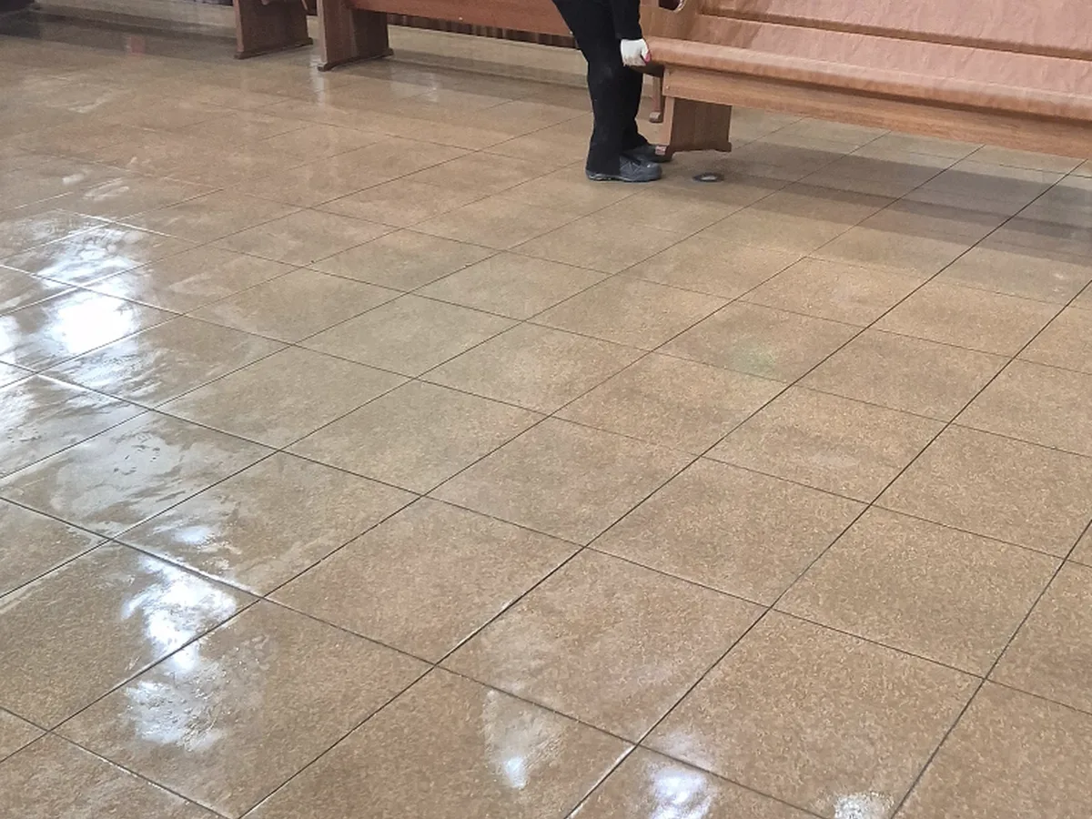 장성군 북이면 예배당 방송실 장비 주변 정밀 위생청소 사례 - 행진크린