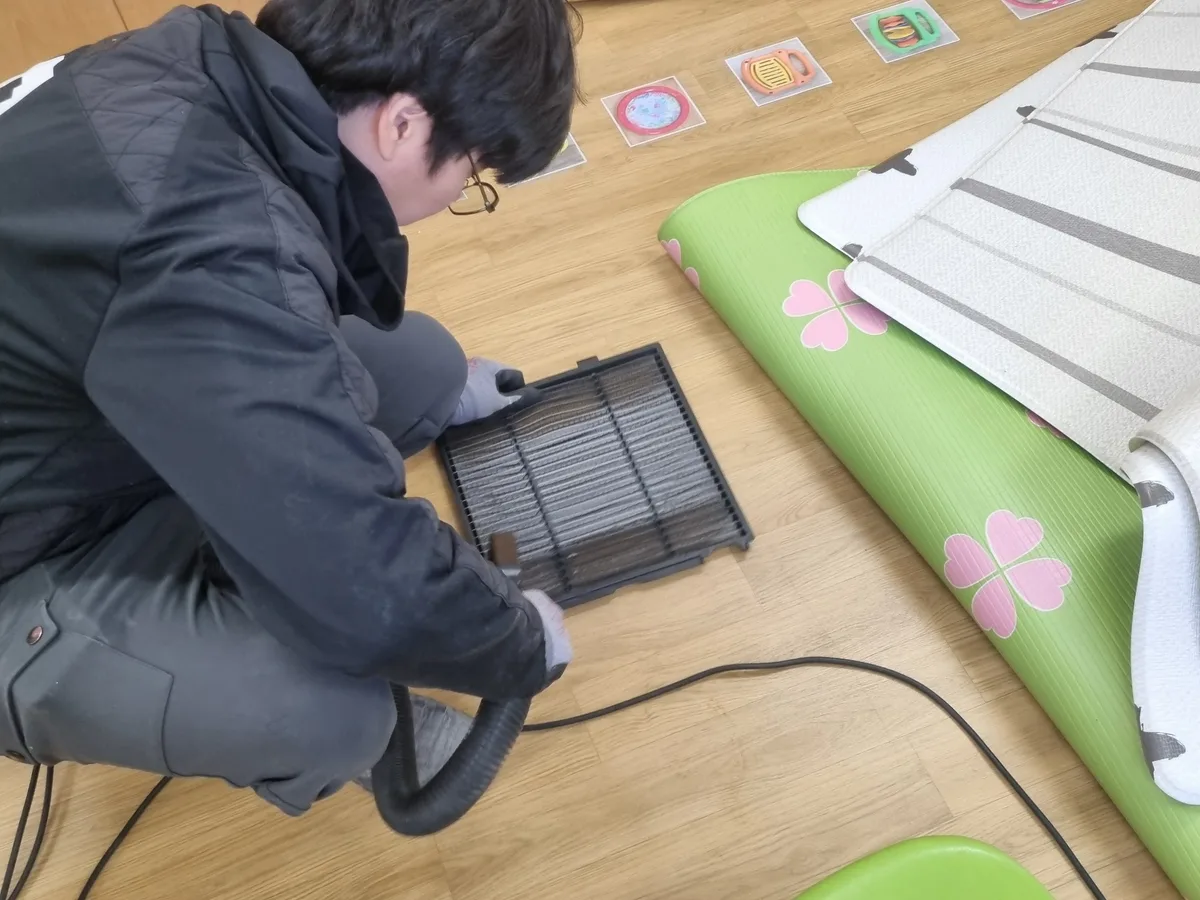 나주시 노안면 놀이방 낮잠실 장비 주변 정밀 위생청소 사례 - 행진크린