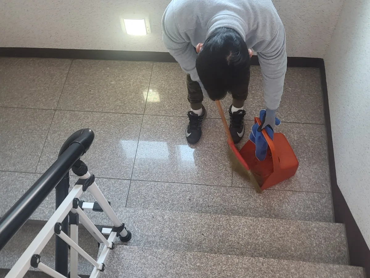 나주시 노안면 오피스 기계실 장비 주변 정밀 위생청소 사례 - 행진크린