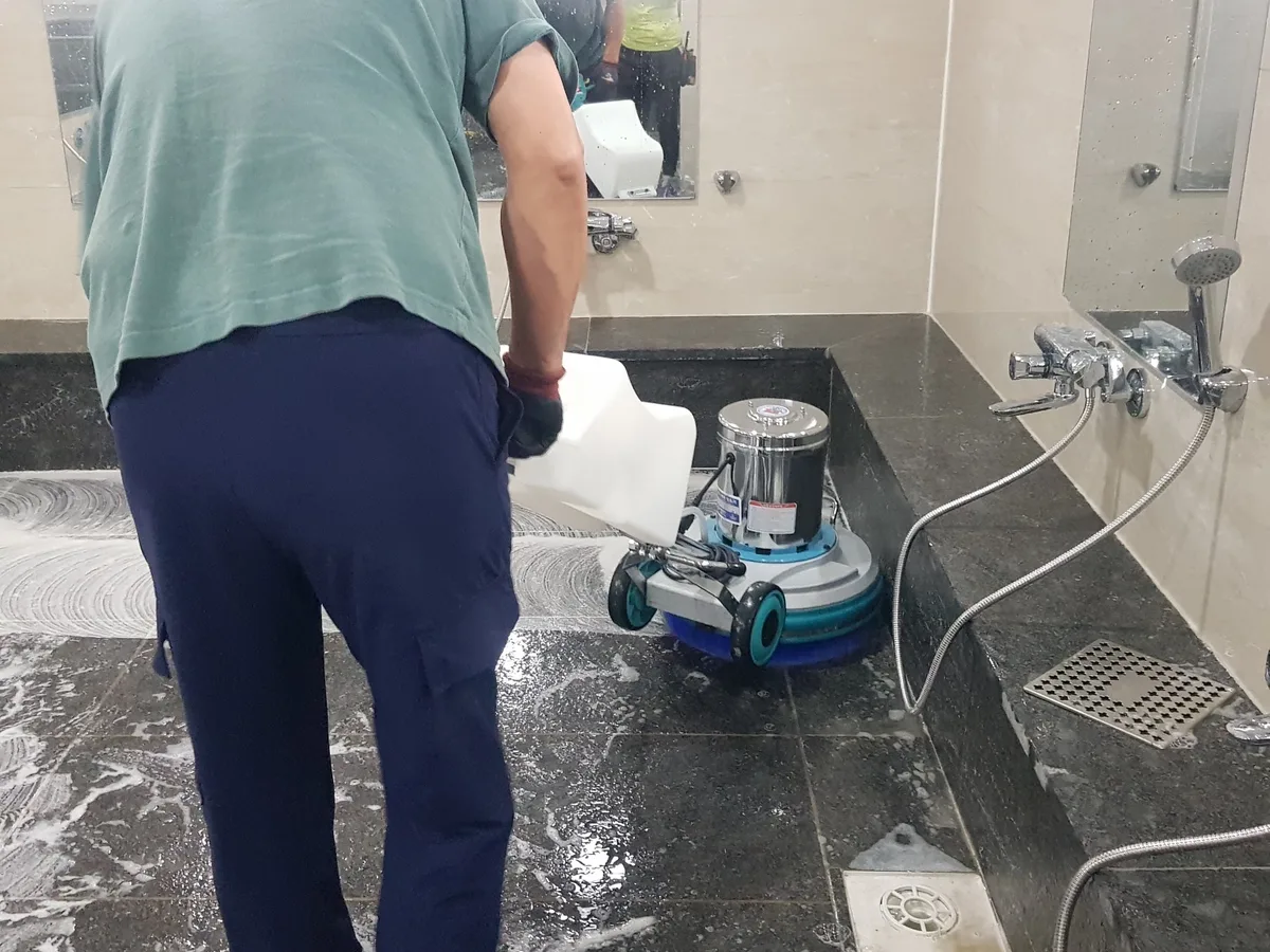 화순군 동복면 찜질방 수전·샤워기 건식 사우나 위생청소 사례 - 행진크린